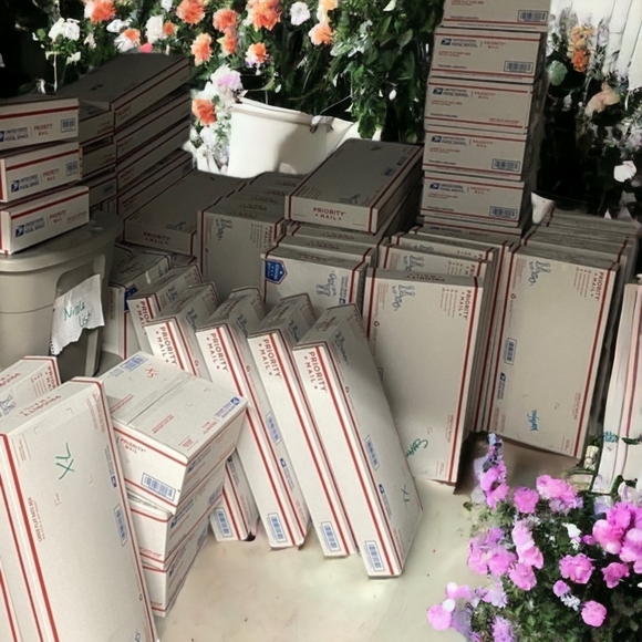 ❤🙌 Ardmore's Closet 💯😍 - Picture 2 of 3